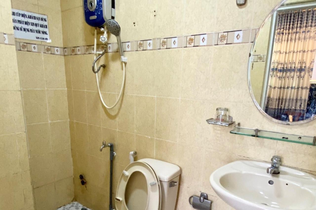 Ngoc Trinh Hotel Ho Chi Minh City Bagian luar foto