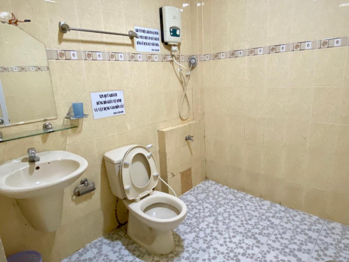 Ngoc Trinh Hotel Ho Chi Minh City Bagian luar foto