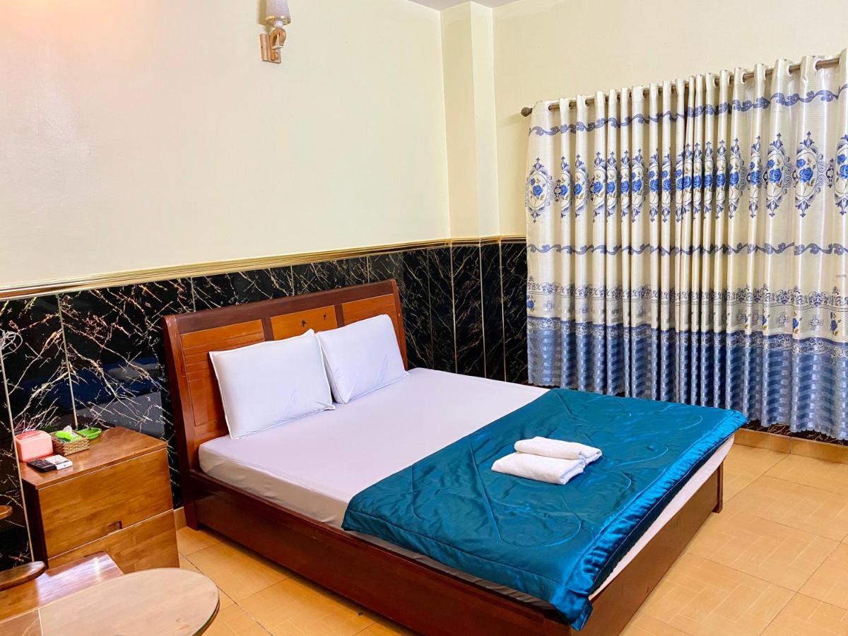 Ngoc Trinh Hotel Ho Chi Minh City Bagian luar foto