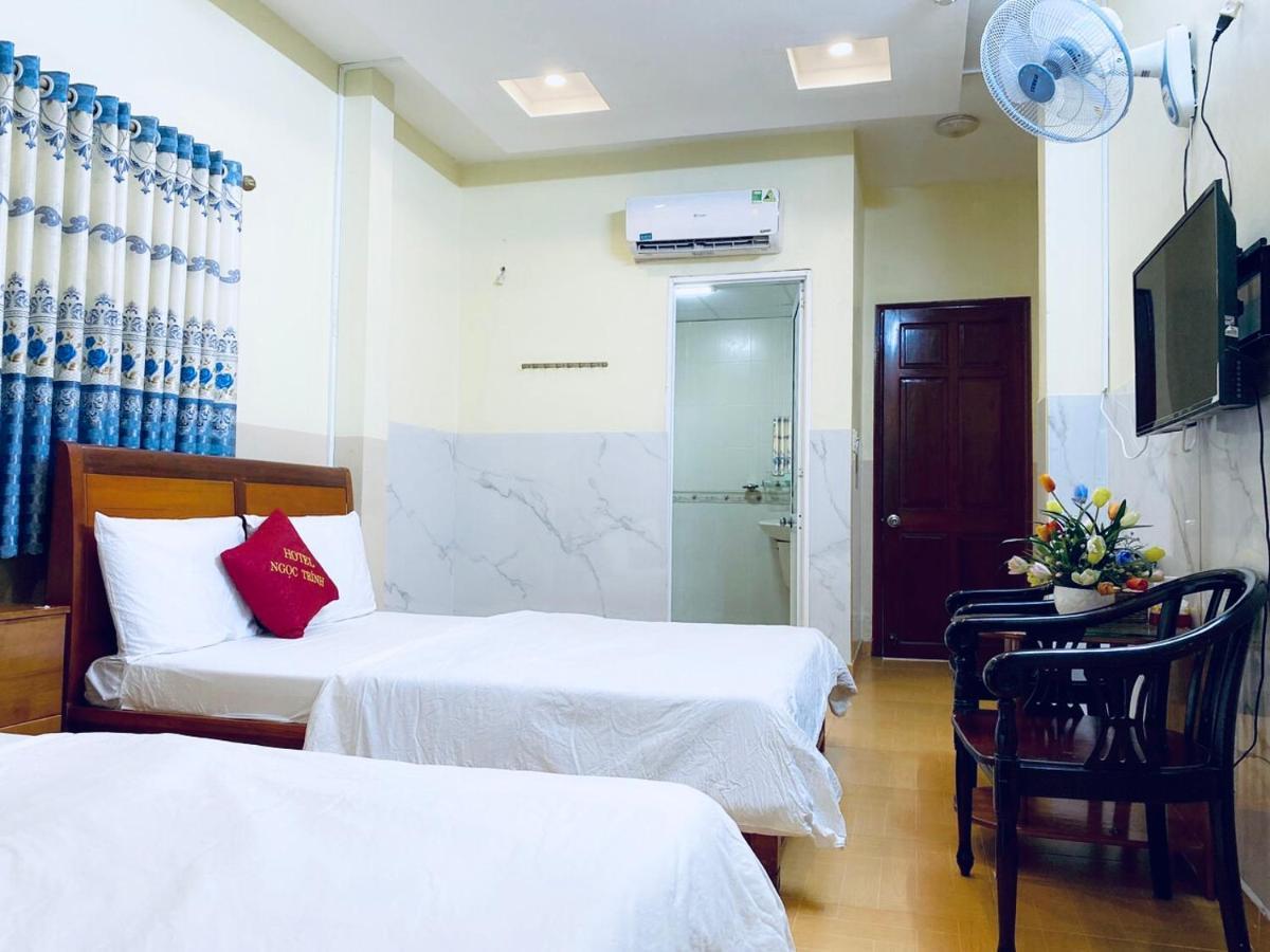 Ngoc Trinh Hotel Ho Chi Minh City Bagian luar foto