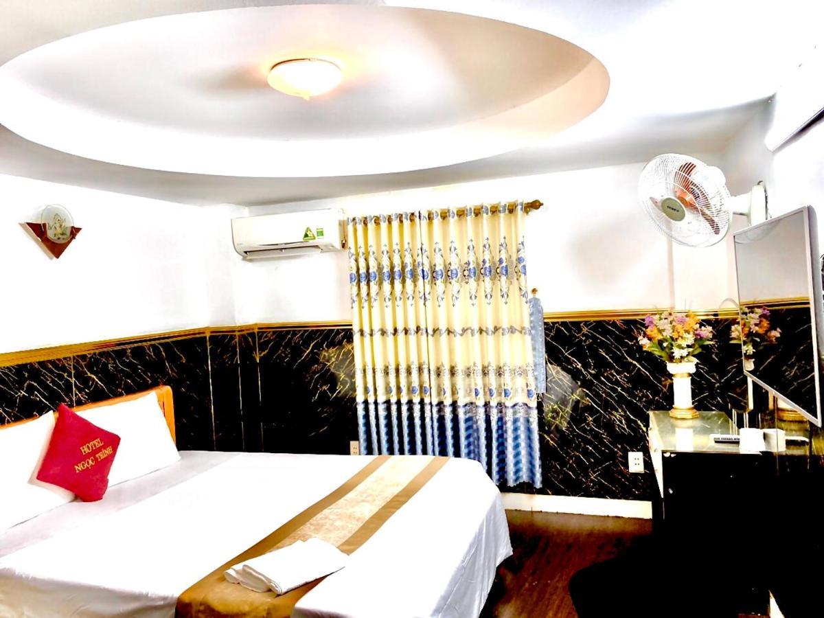 Ngoc Trinh Hotel Ho Chi Minh City Bagian luar foto